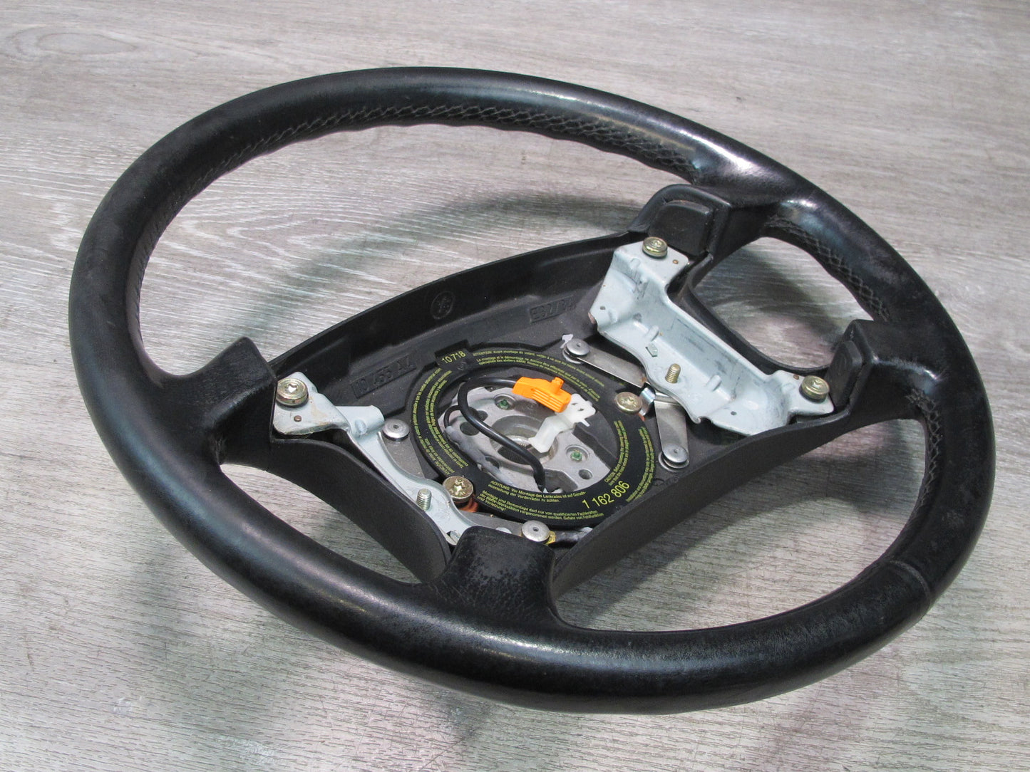 94-95 BMW E34 5-SERIES A/T Leather Steering Black 1162806 OEM