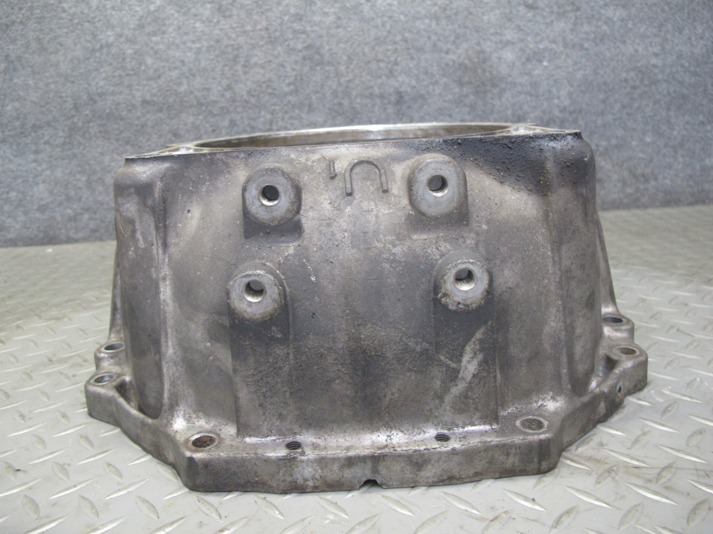 90-94 Lexus UCF10 LS400 U1 A/T Automatic Transmission Bell Housing OEM