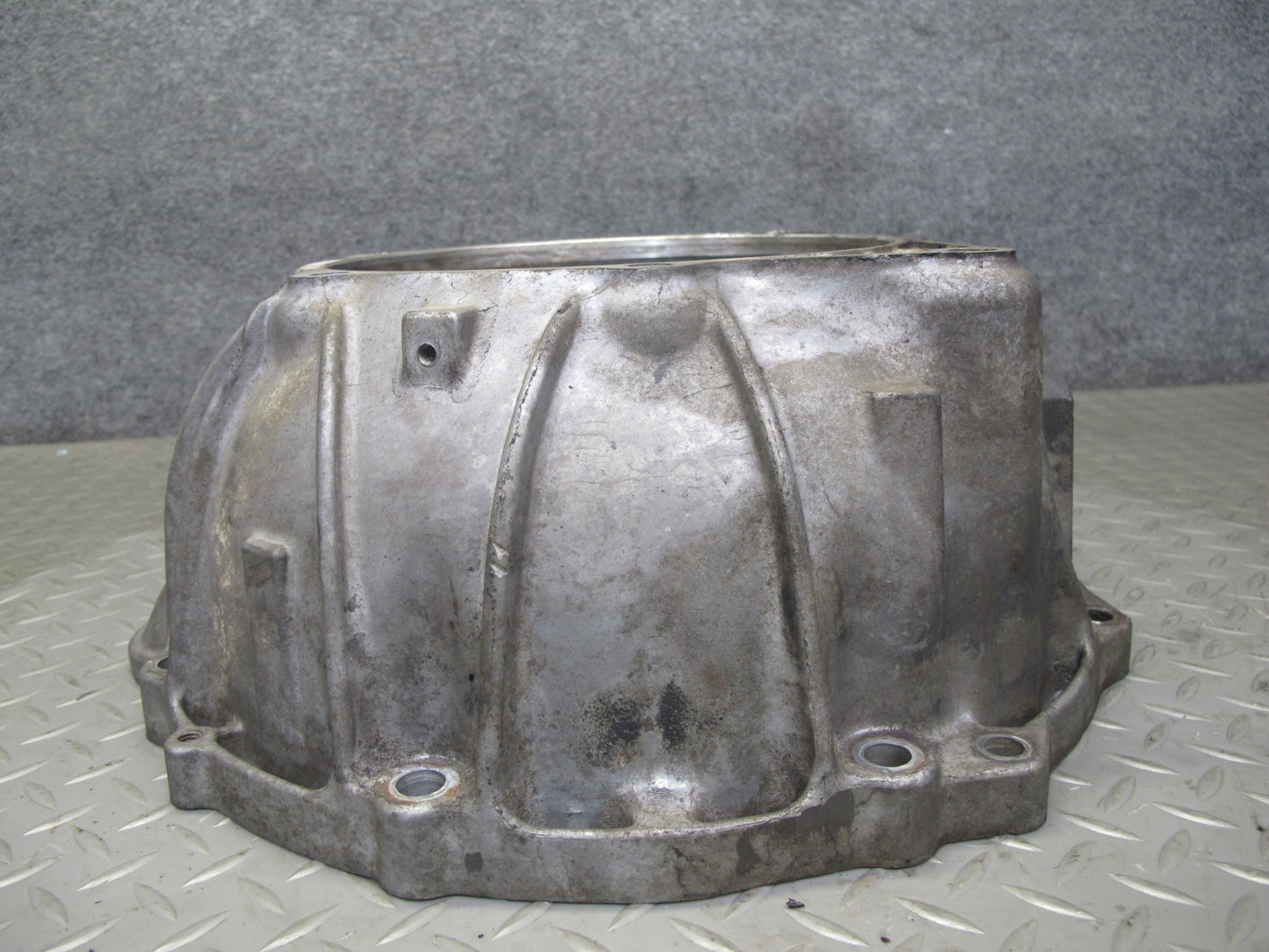 90-94 Lexus UCF10 LS400 U1 A/T Automatic Transmission Bell Housing OEM