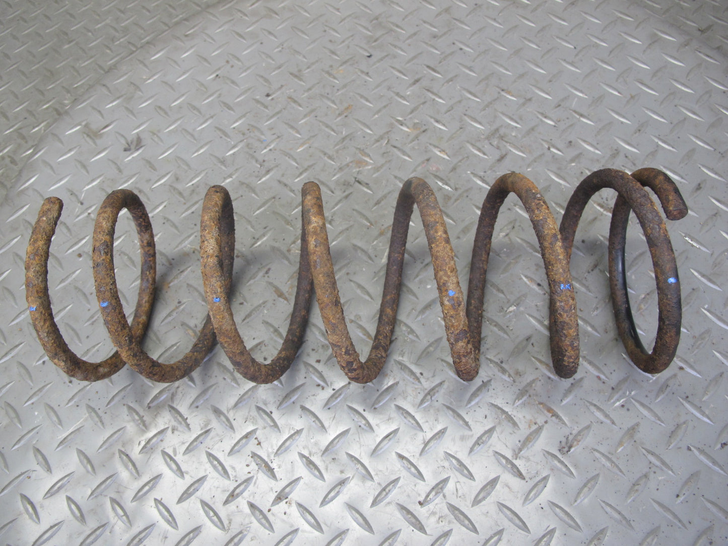 84-85 Mazda RX7 FB Rear Suspension Left & Right Side Coil Spring Set w Pad OEM