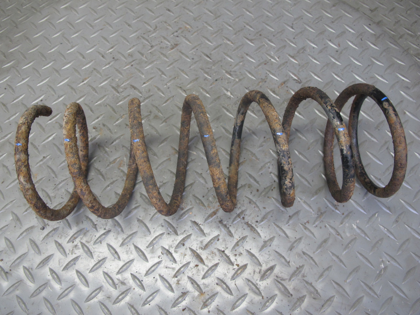 84-85 Mazda RX7 FB Rear Suspension Left & Right Side Coil Spring Set w Pad OEM