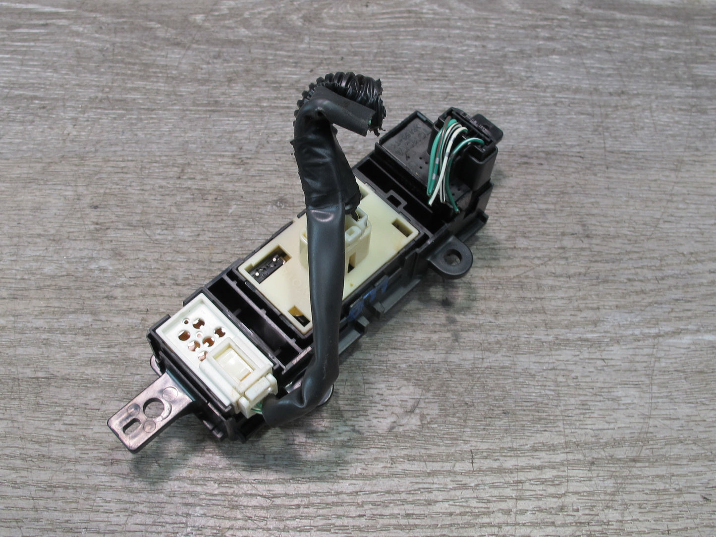 98-05 Lexus GS400 GS430 GS300 Snow ECT VSC Heated Seat Switch Panel Black OEM