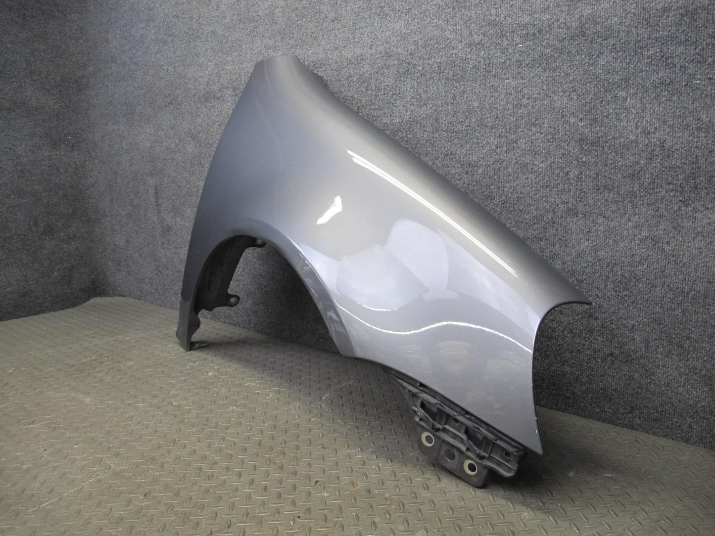 06-09 VW Golf MK5 R32 GTI Rabbit Front Right Fender Shell Panel United Gray OEM