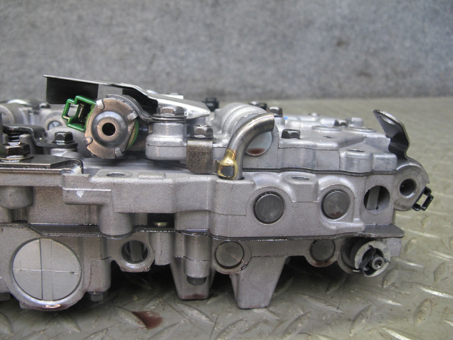 02-05 Lexus JCE10L IS300 A650E AT Transmission Valve Body Mechatronic w Wire OEM