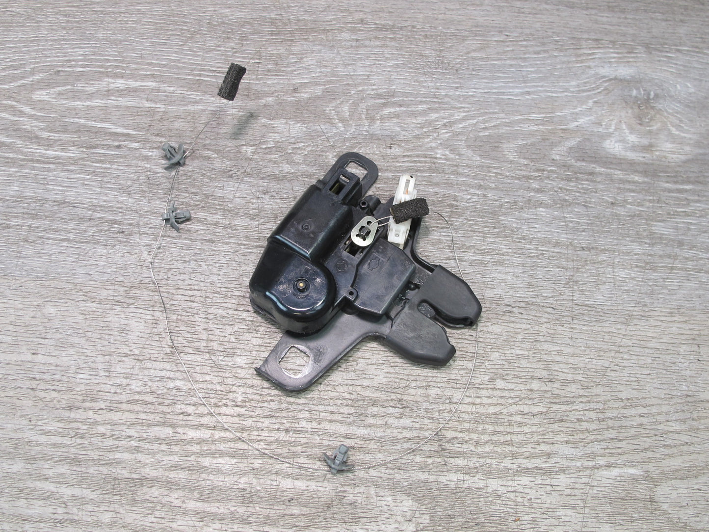 04-09 Nissan 350Z Z33 Convertible TOP Roof Left & Right Side Lock Latch Set OEM