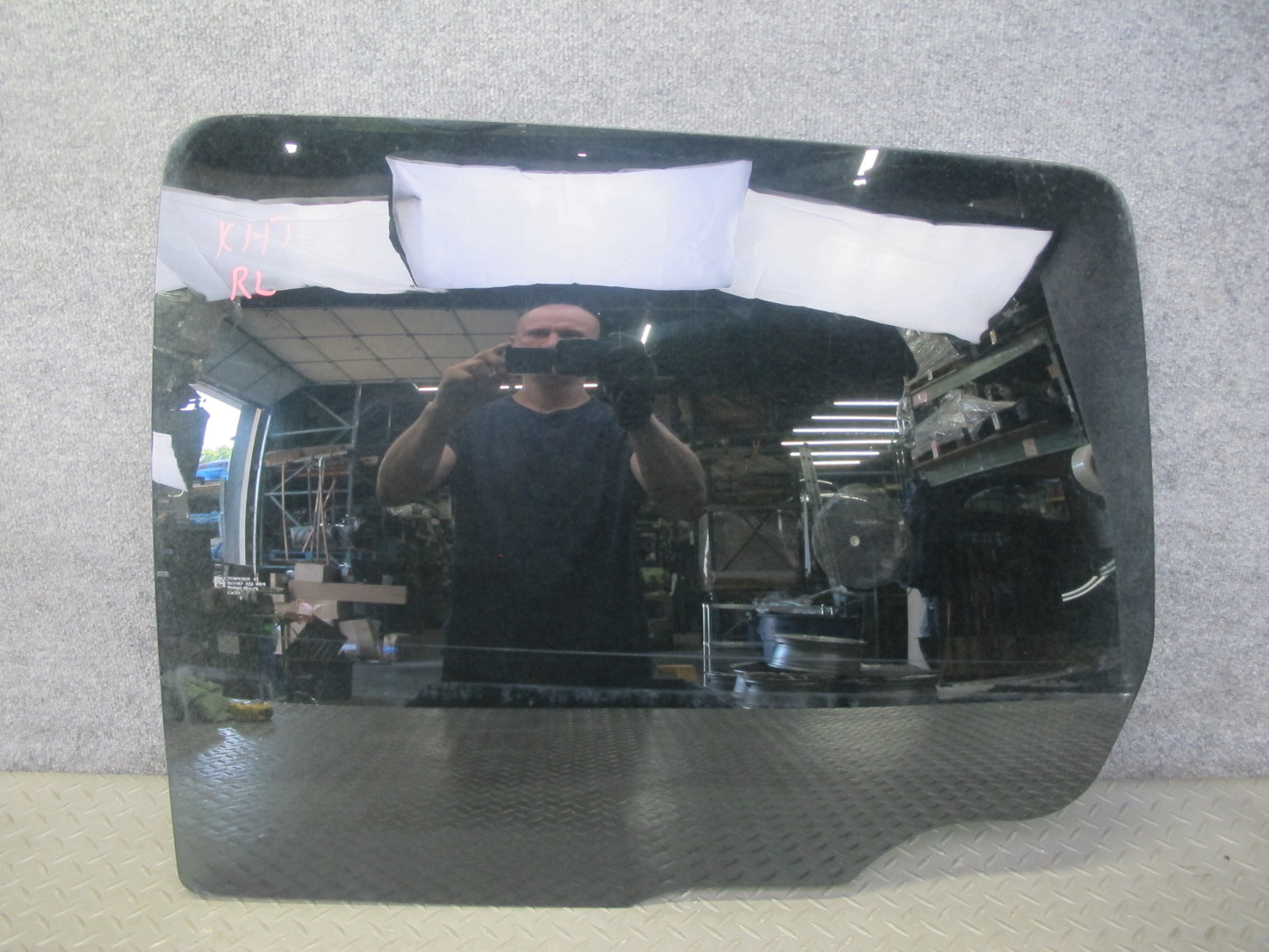 2003-2009 Hummer H2 Rear Left Driver Side Door Glass Window
