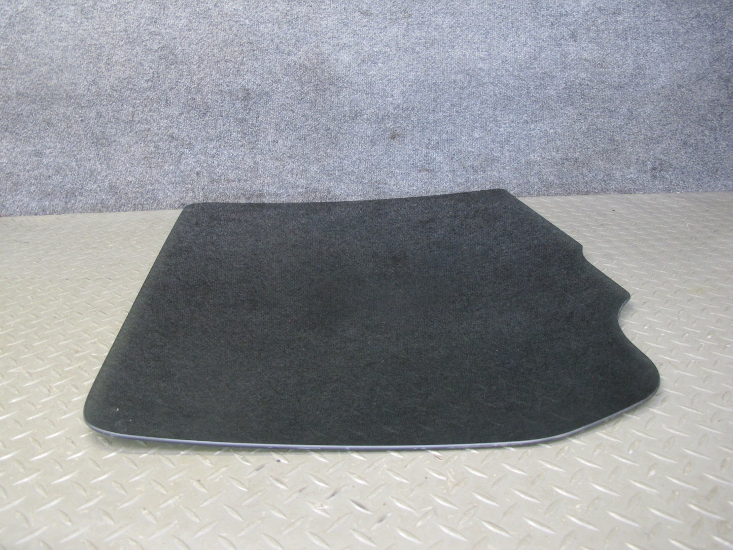 2003-2009 Hummer H2 Rear Left Driver Side Door Glass Window