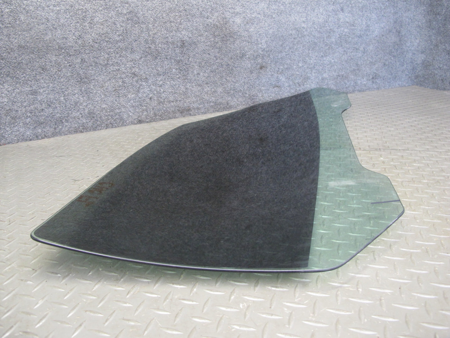 05-13 Chevrolet Corvette C6 Left Door Glass Window OEM