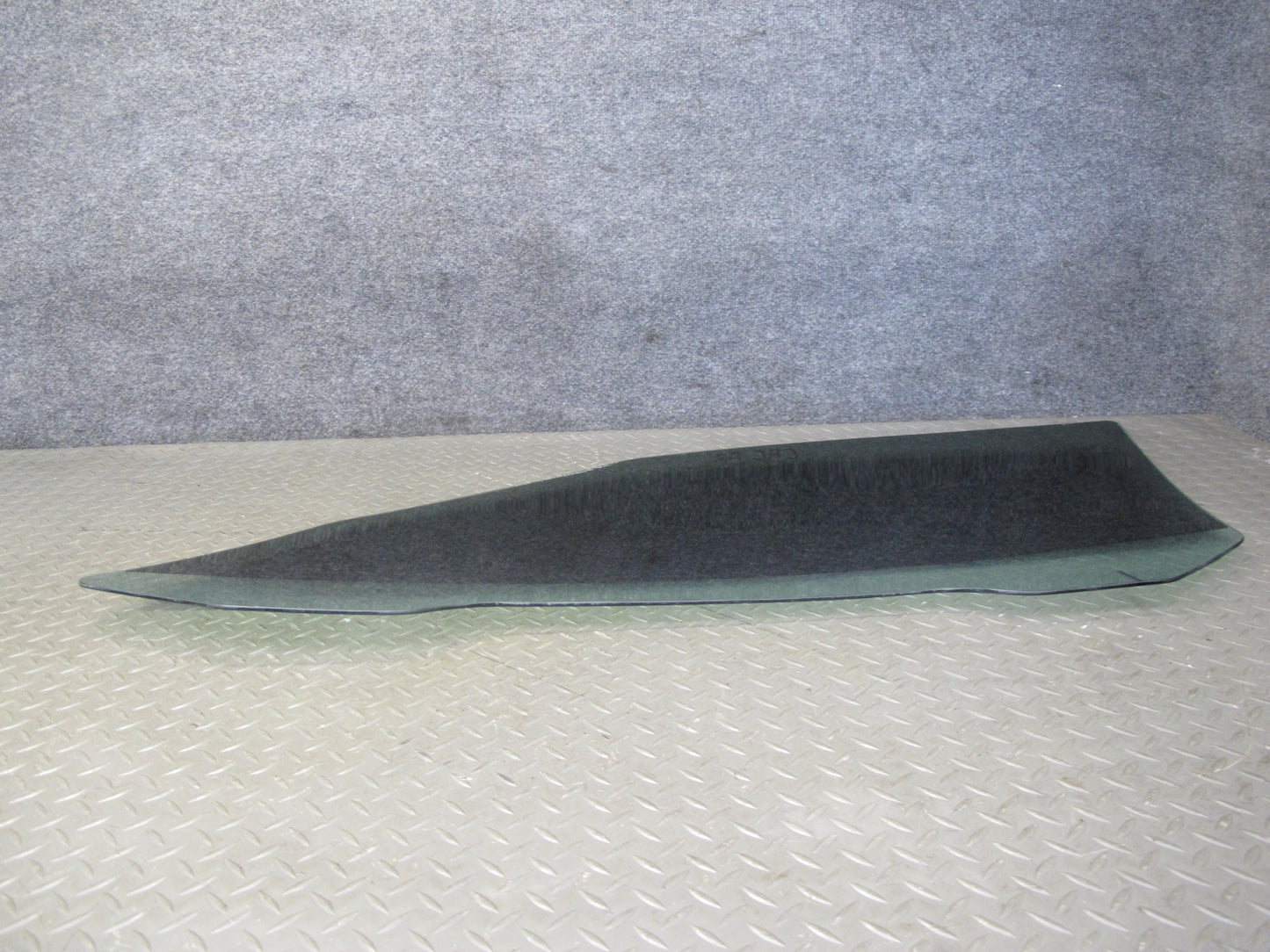 05-13 Chevrolet Corvette C6 Right Door Glass Window