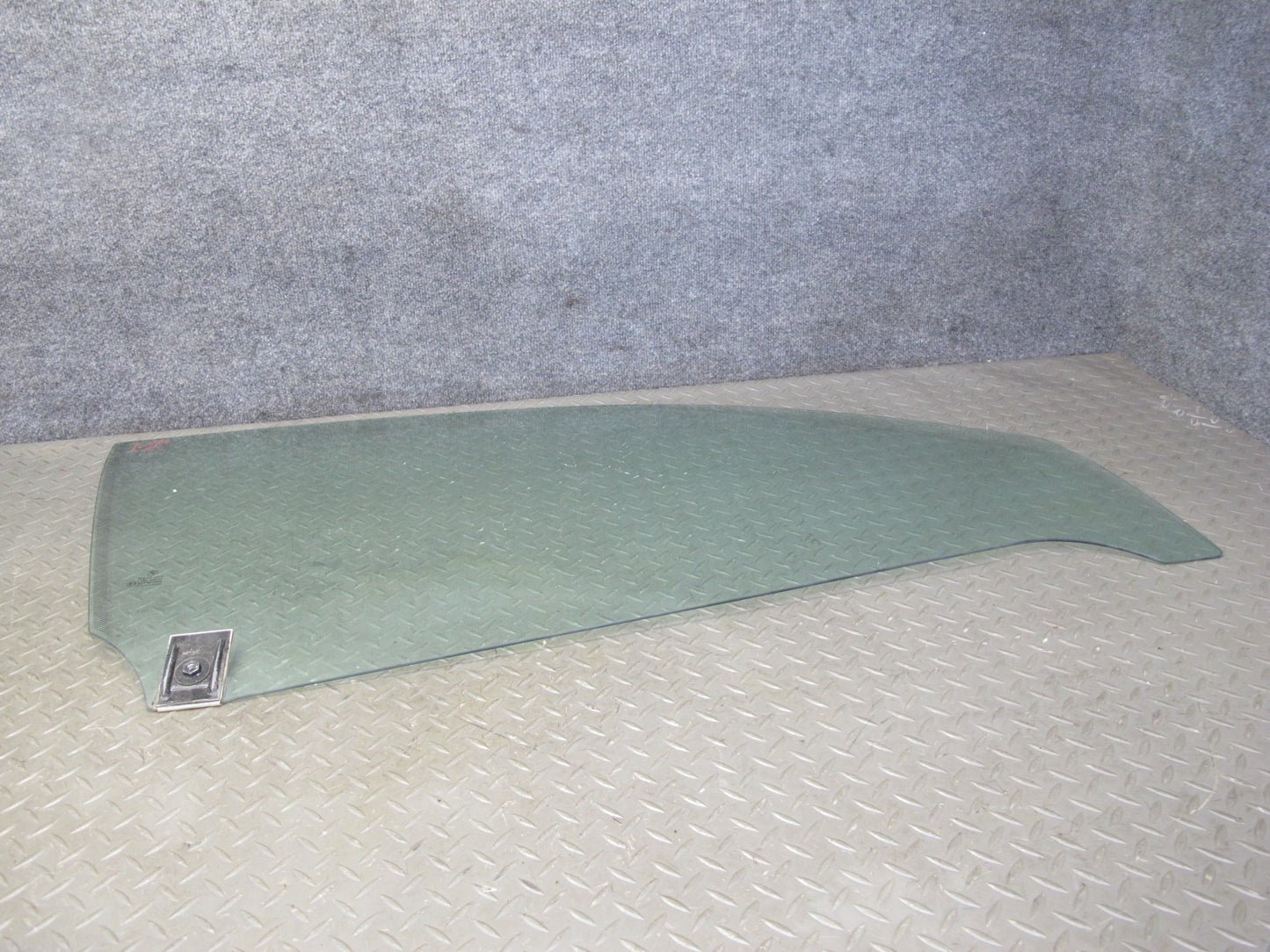 01-06 BMW E46 3-SERIES Convertible Right Door Glass Window OEM