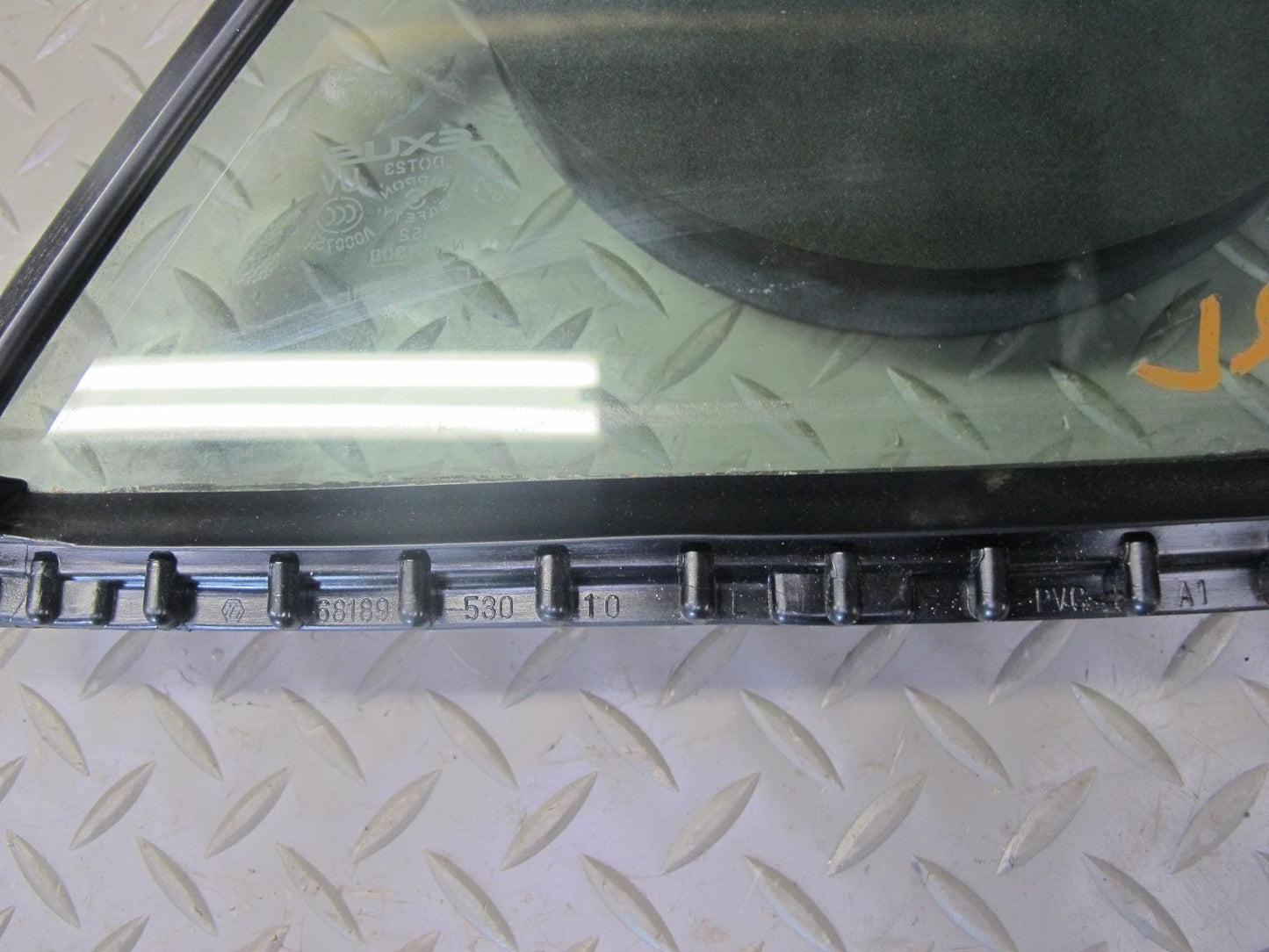 01-05 Lexus JCE10L IS300 Sedan Rear Left Door Quarter Glass Window OEM