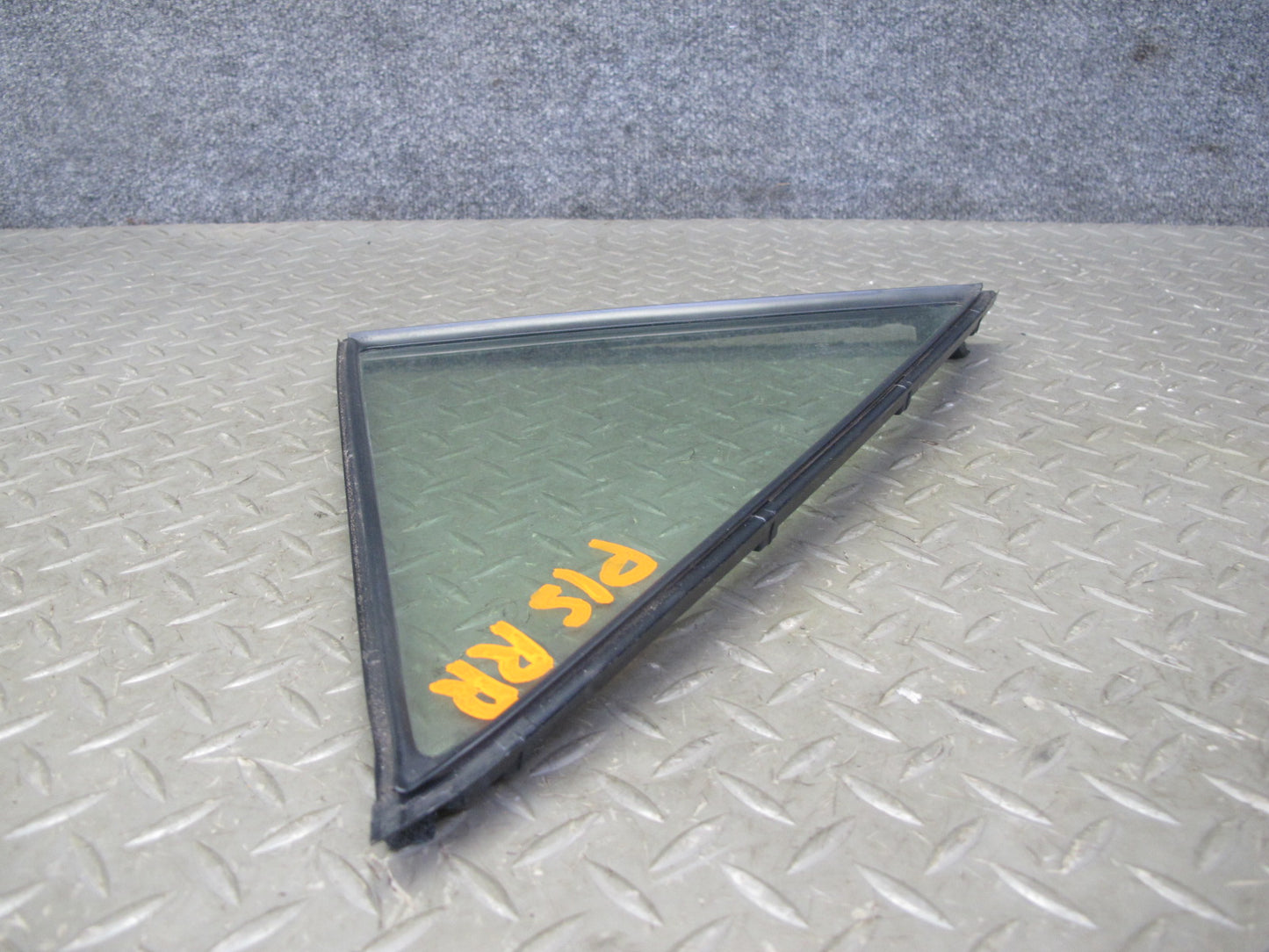 01-05 Lexus JCE10L IS300 Sedan Rear Right Door Quarter Glass Window OEM