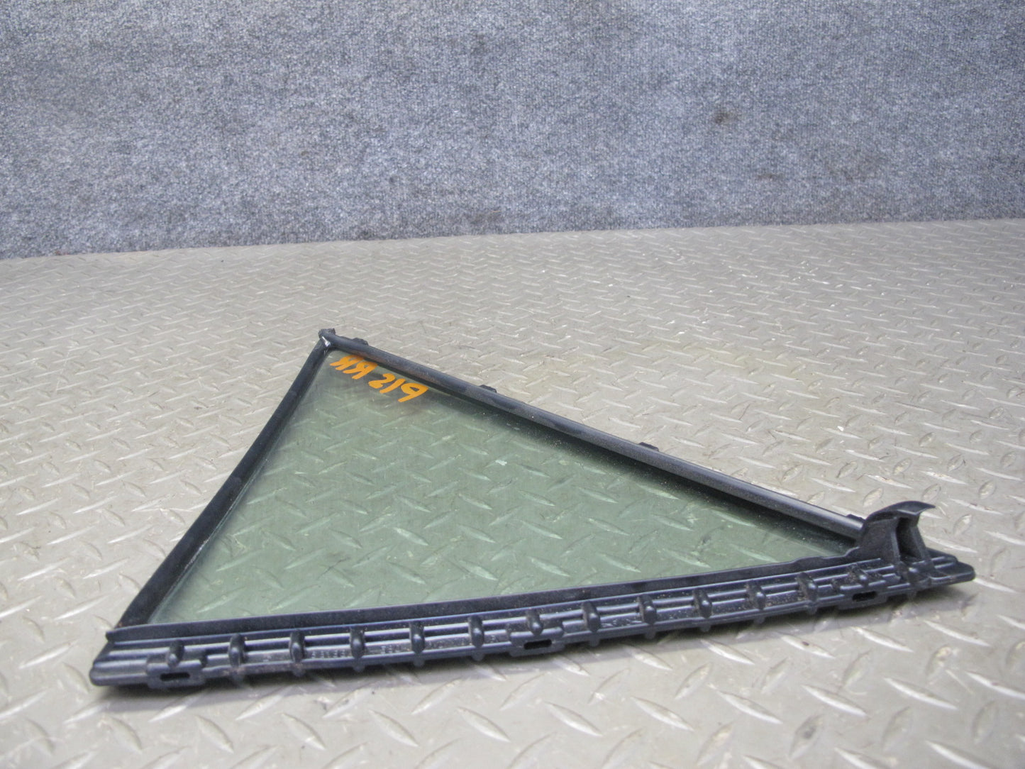 01-05 Lexus JCE10L IS300 Sedan Rear Right Door Quarter Glass Window OEM