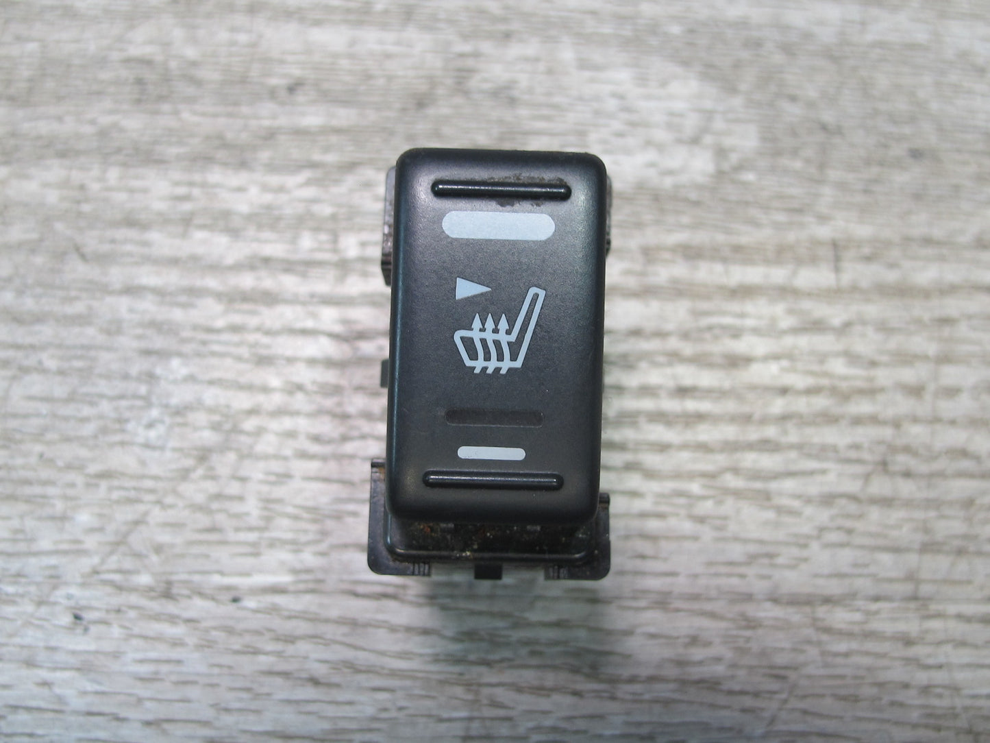 03-08 Nissan Z33 350Z Set of 2 Left & Right Seat Heated Switch Button OEM