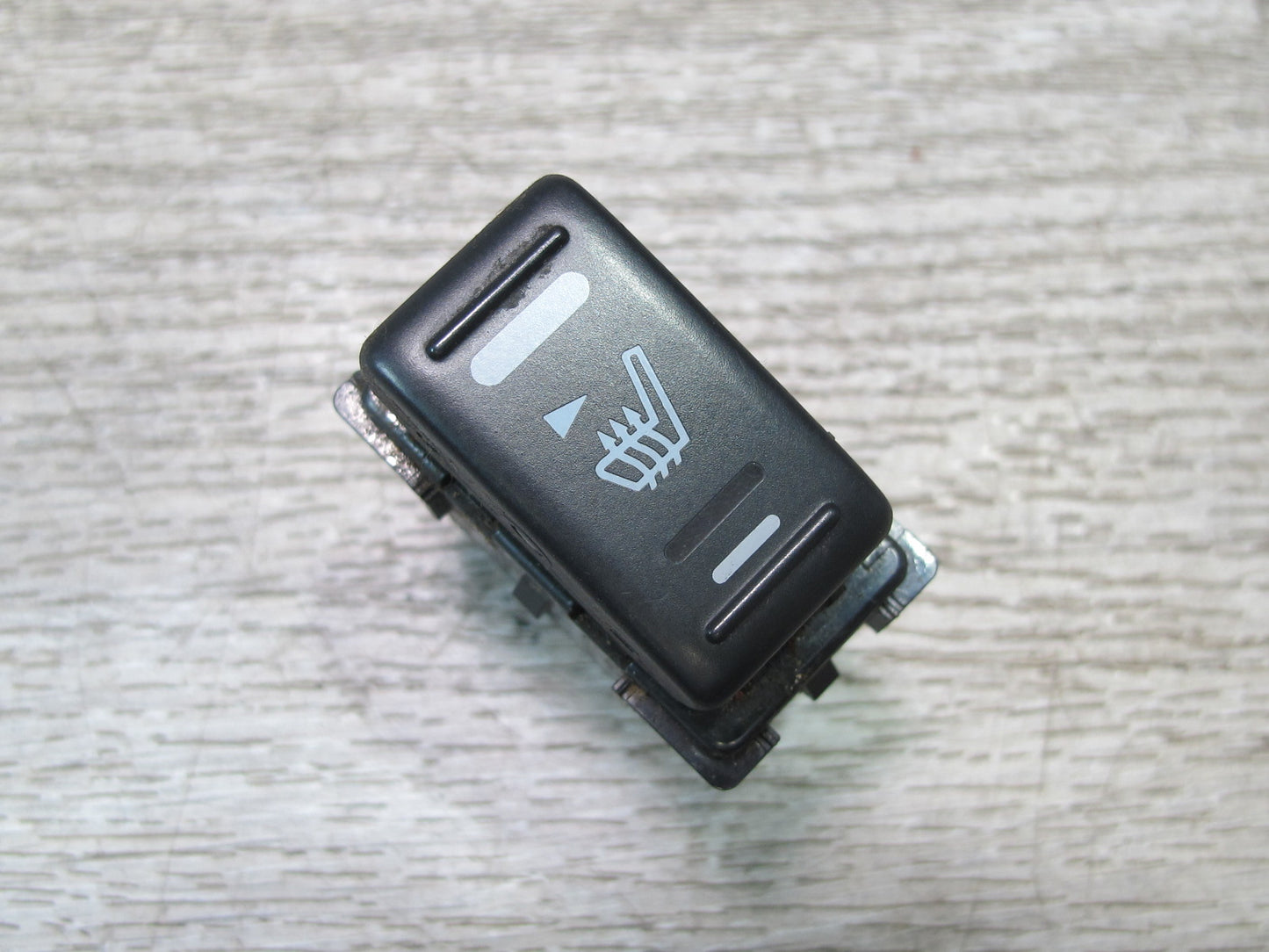 03-08 Nissan Z33 350Z Set of 2 Left & Right Seat Heated Switch Button OEM