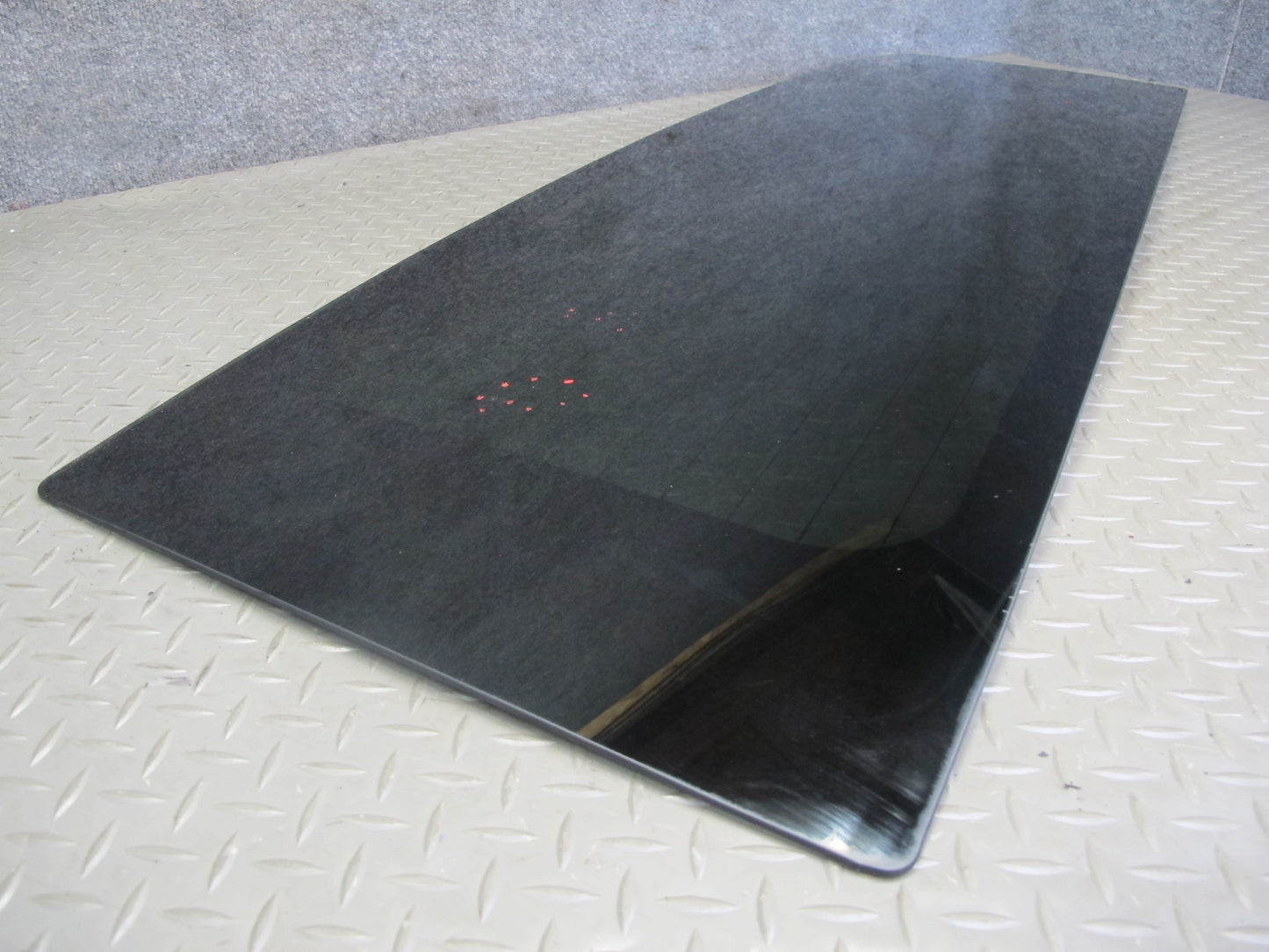 2003-2009 Hummer H2 Rear Trunk Tailgate Lift Gate Back Window Glass