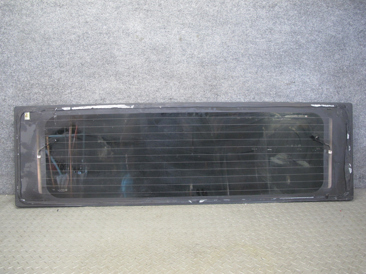 2003-2009 Hummer H2 Rear Trunk Tailgate Lift Gate Back Window Glass