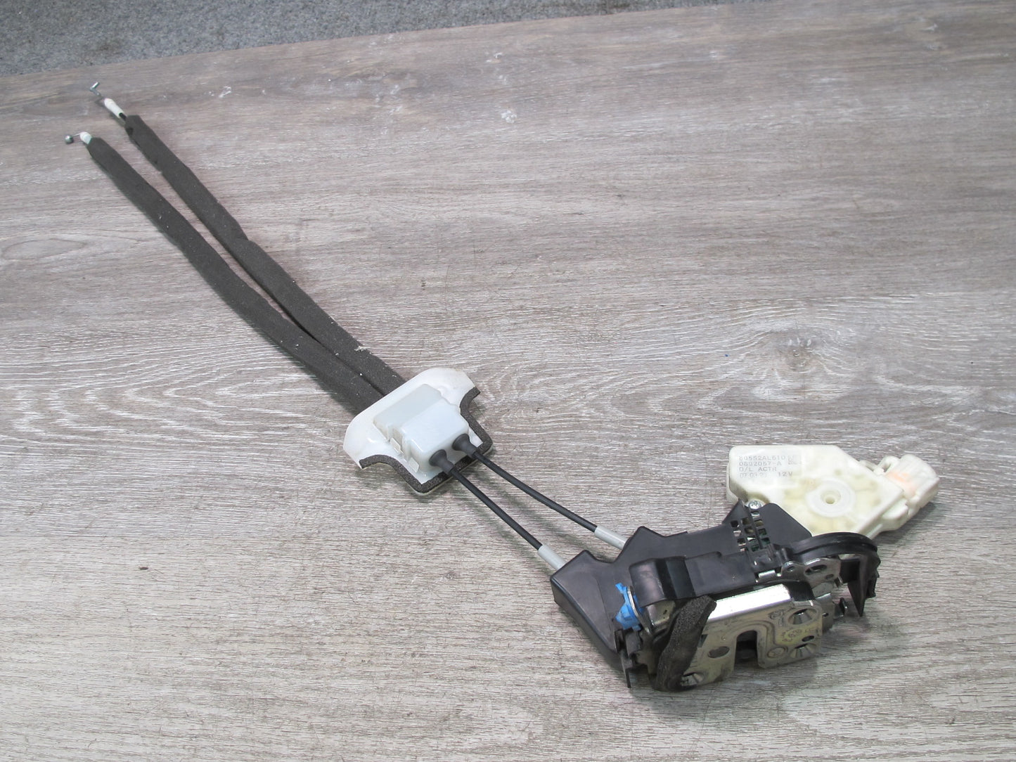 04-09 Nissan 350Z Z33 Convert Right Pass Door Lock Latch Actuator w Cable OEM
