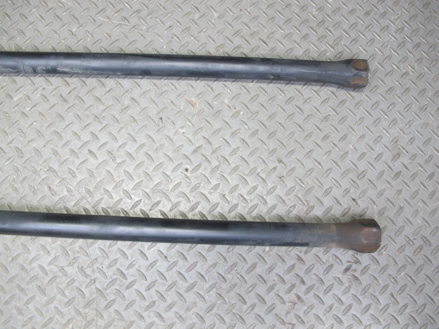 2003-2009 Hummer H2 Front Right & Left Side Torsion Bar Strut Brace W/ Mount Set