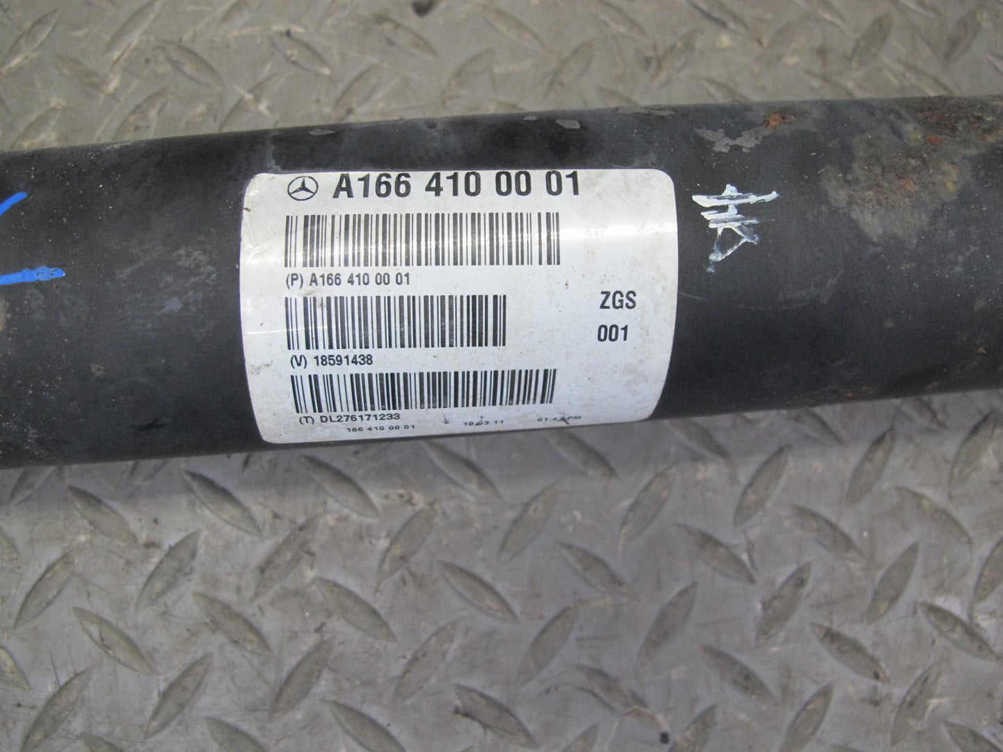 12-18 Mercedes W166 GLE350 ML350 M276 AWD A/T Front Driveshaft 1664100001 OEM