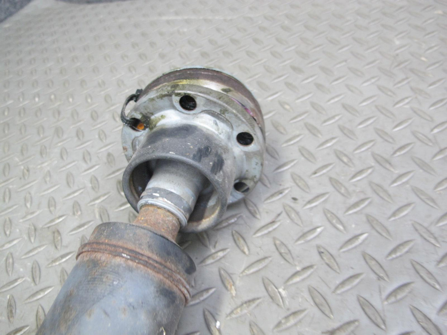 12-18 Mercedes W166 GLE350 ML350 M276 AWD A/T Rear Driveshaft 1664106306 OEM