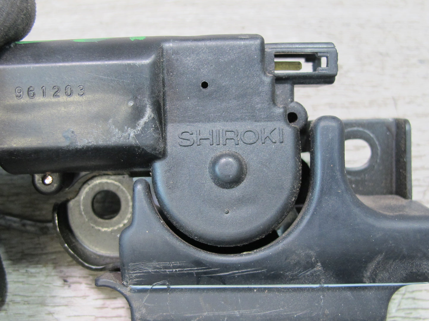 95-97 Lexus UCF20L LS400 Rear Trunk Lid Lock Latch Actuator OEM