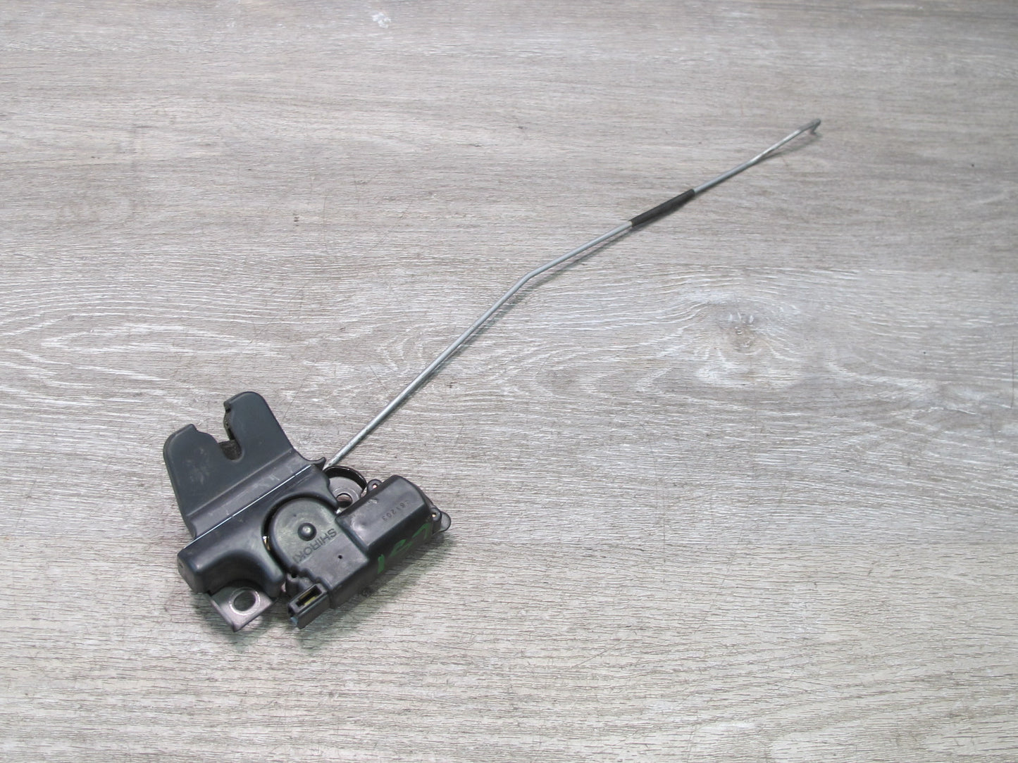 95-97 Lexus UCF20L LS400 Rear Trunk Lid Lock Latch Actuator OEM