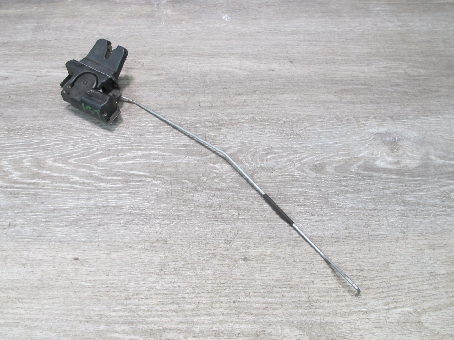 95-97 Lexus UCF20L LS400 Rear Trunk Lid Lock Latch Actuator OEM