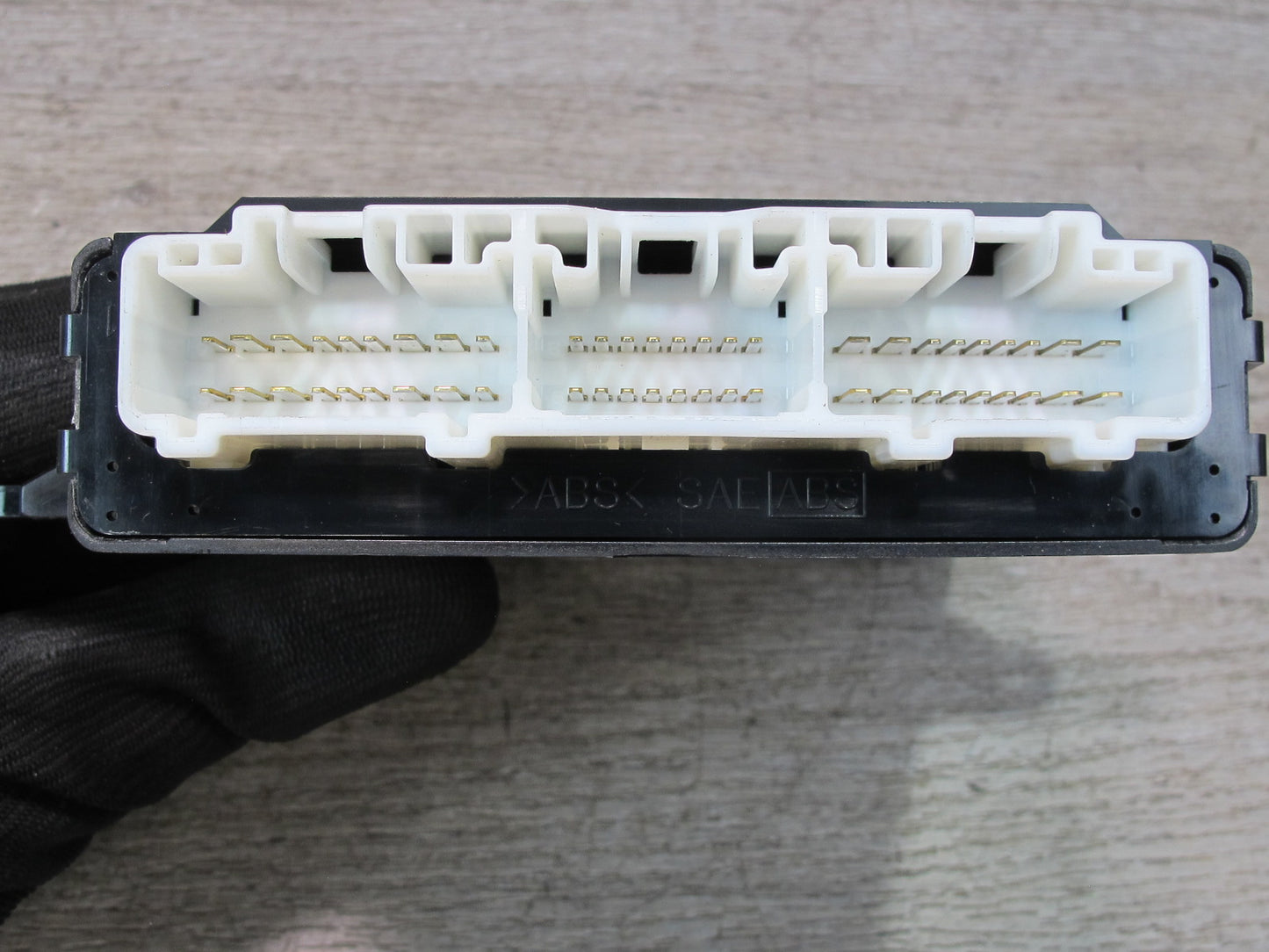95-97 Lexus LS400 UCF20L Front Left Driver Door Control Module 89222-50010 OEM
