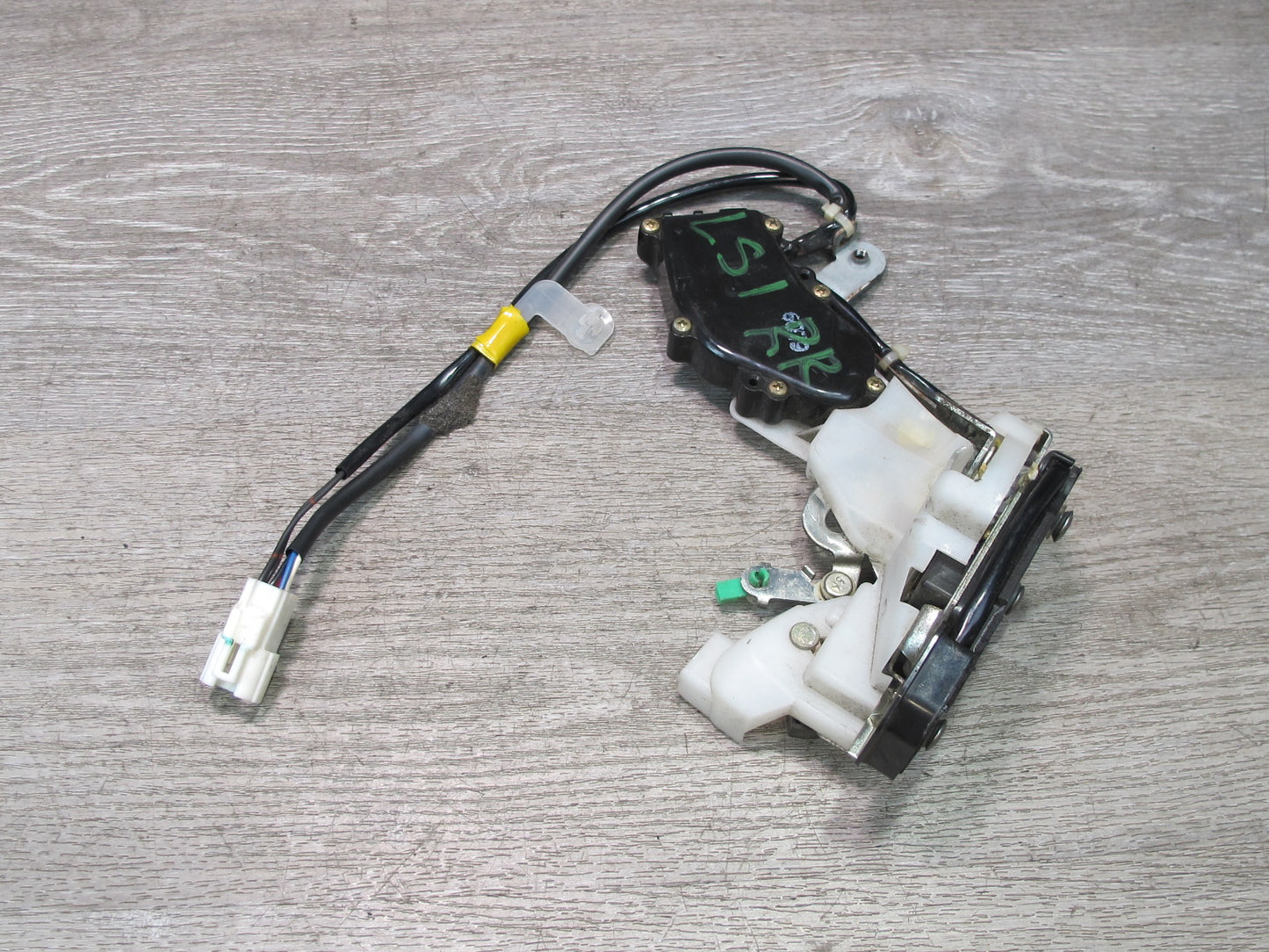 95-97 Lexus UCF20L LS400 Rear Right Pass Side Door Lock Latch Actuator OEM
