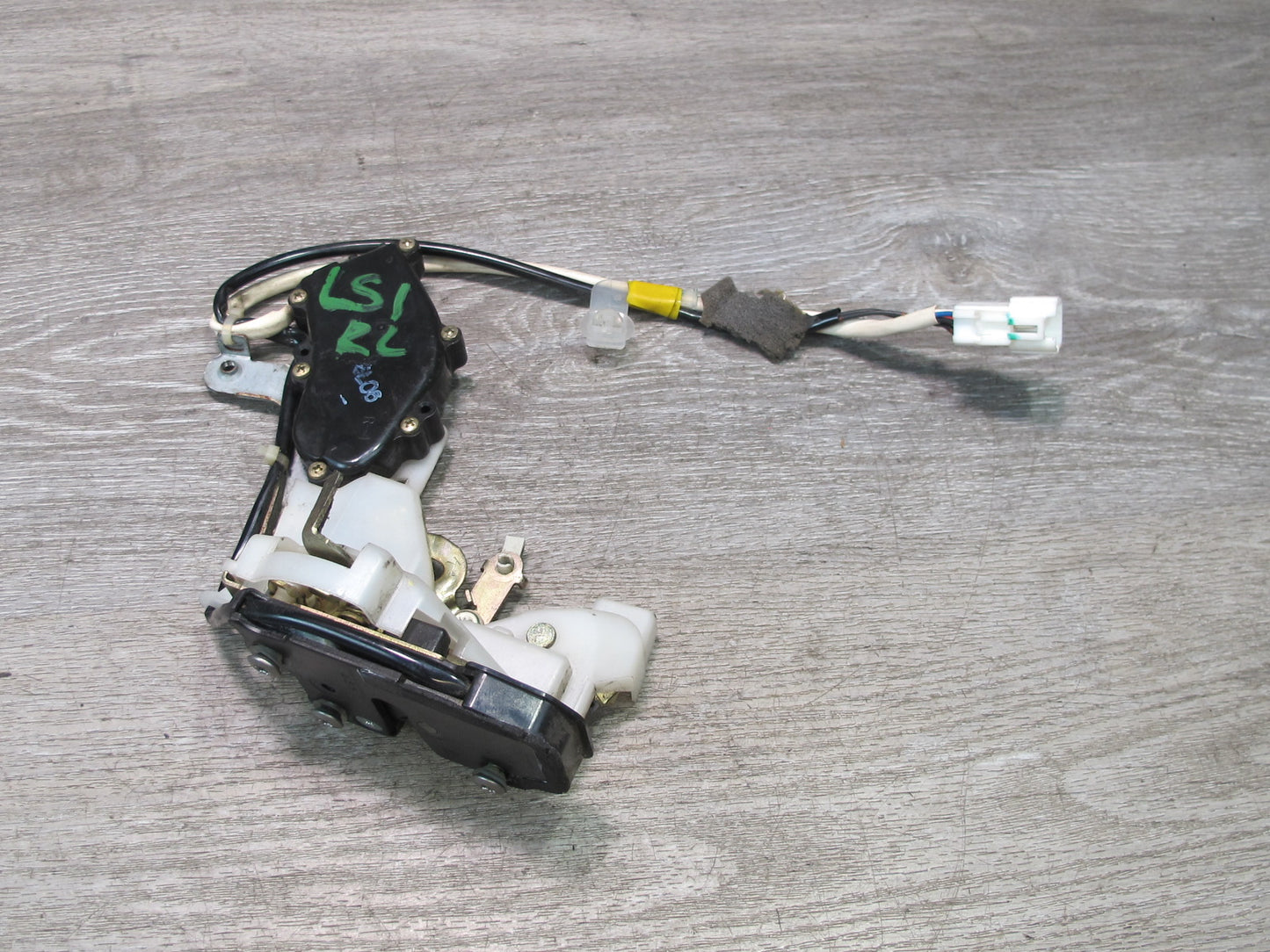 95-97 Lexus UCF20L LS400 Rear Left Door Lock Latch Actuator OEM