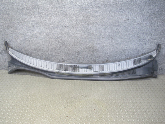 01-05 Lexus IS300 JCE10L Front Windshield Wiper Cowl Trim Cover Panel OEM