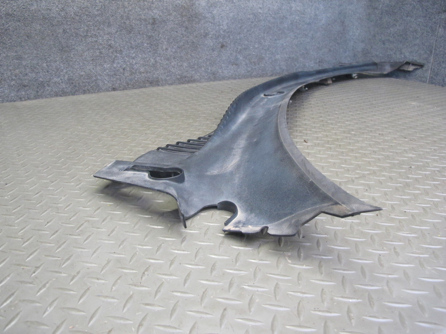 05-07 Chevrolet Corvette C6 Front Windshield Air Vent Cowl Trim Panel OEM