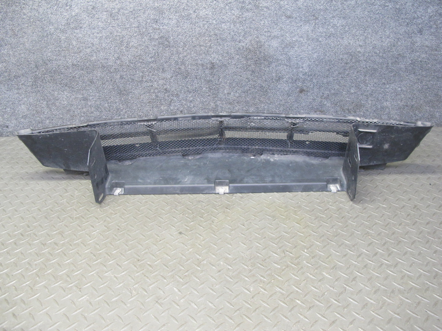 05-13 Chevrolet Corvette C6 Front Bumper Lower Grille Radiator Air Duct OEM
