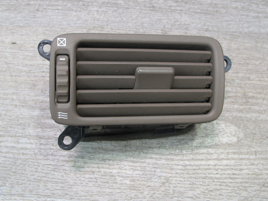 95-97 Lexus UCF20L LS400 Set of 2 Dash Left & Right AC Heater Air Vent Brown OEM