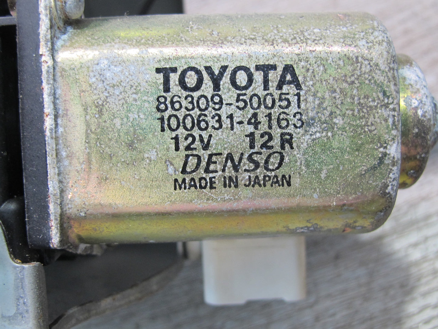 95-97 Lexus UCF20L LS400 Radio Power Antenna Motor w Relay Module Assembly OEM