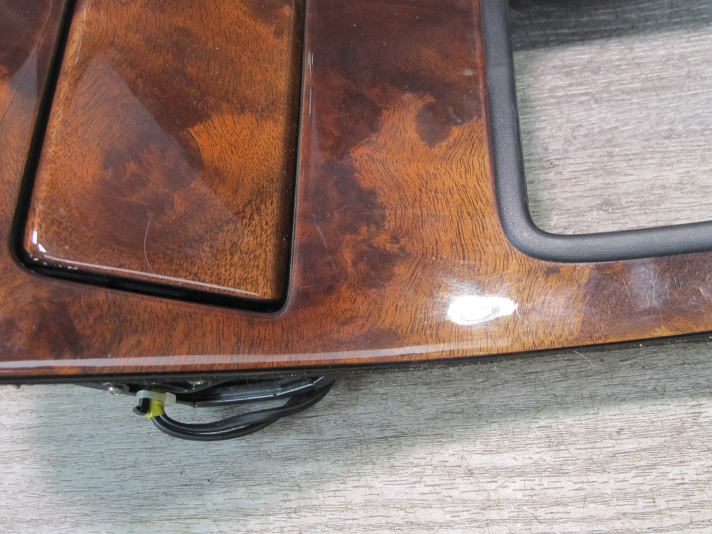 95-97 Lexus LS400 Center Console Shifter Wood Trim w TRC Heated Seat Switch OEM