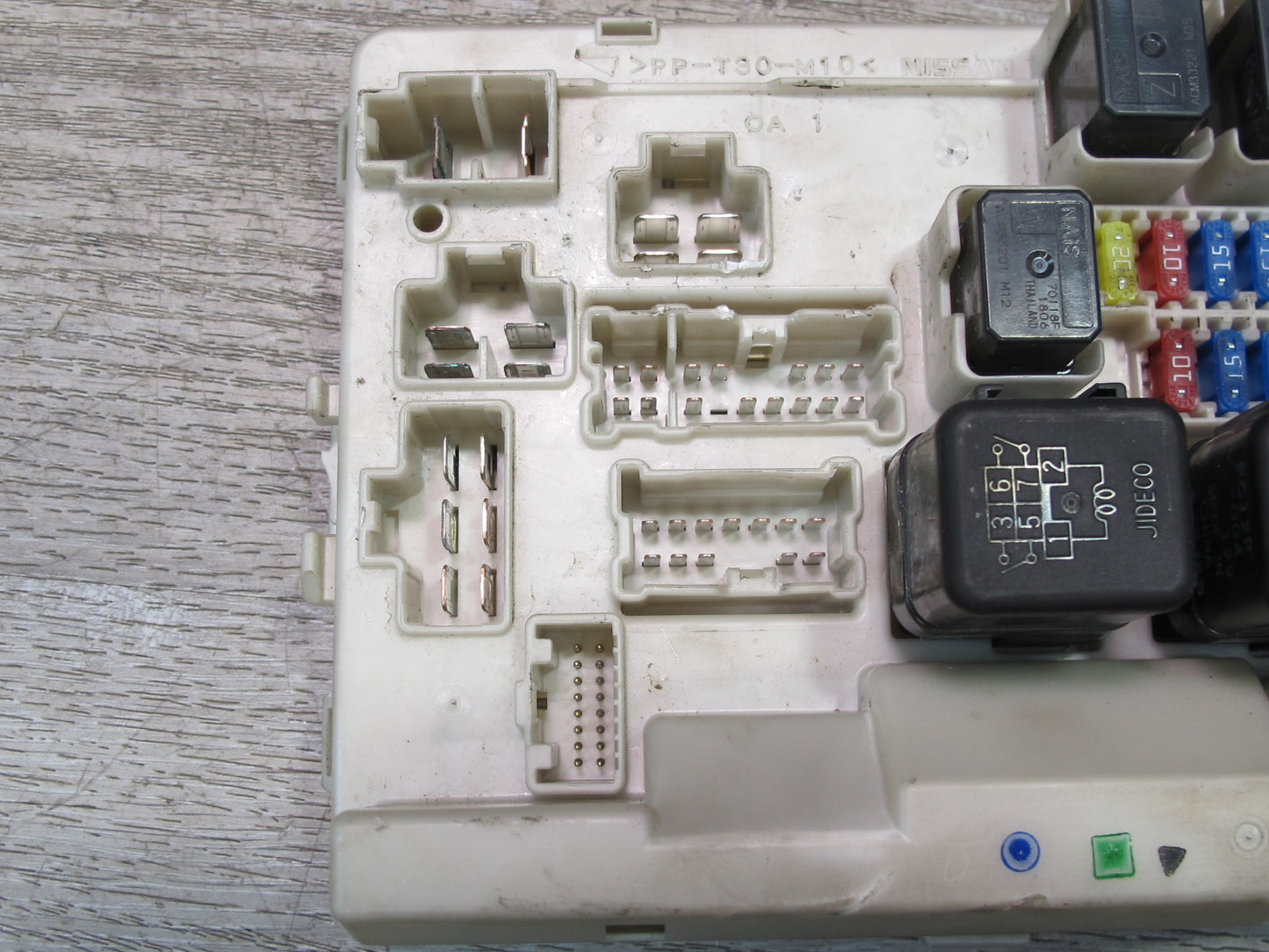 07-09 Nissan Z33 350Z Convertible A/T Under Hood Ipdm Relay Fuse Box OEM