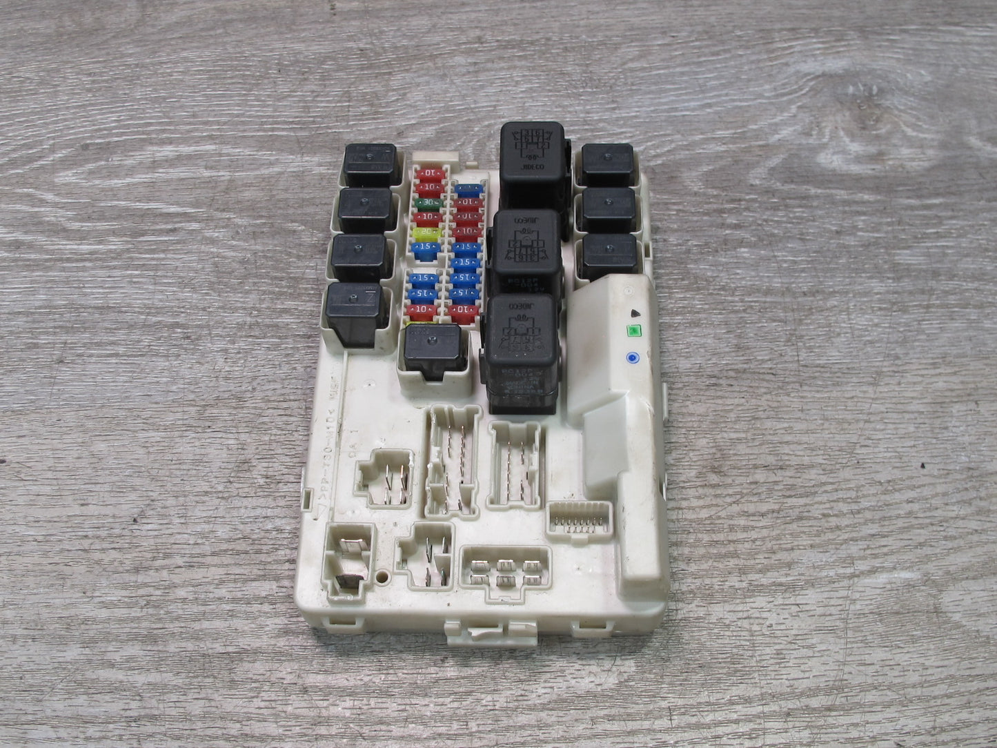07-09 Nissan Z33 350Z Convertible A/T Under Hood Ipdm Relay Fuse Box OEM
