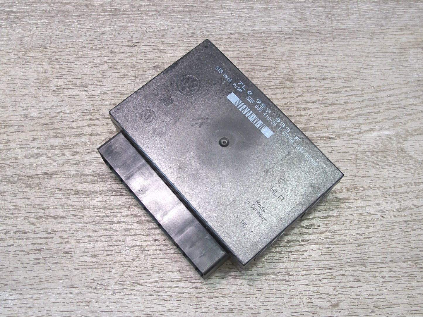 2003-2006 Porsche Cayenne 955 Comfort Control Module 7L0959933F