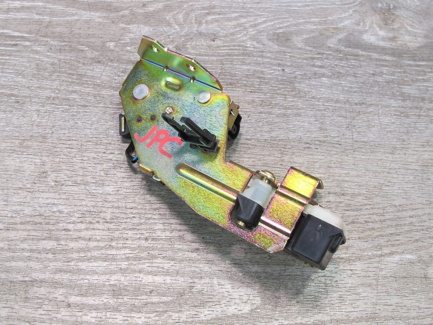 2003-2006 Porsche Cayenne 955 Rear Trunk Window Lock Latch 7L0827506D