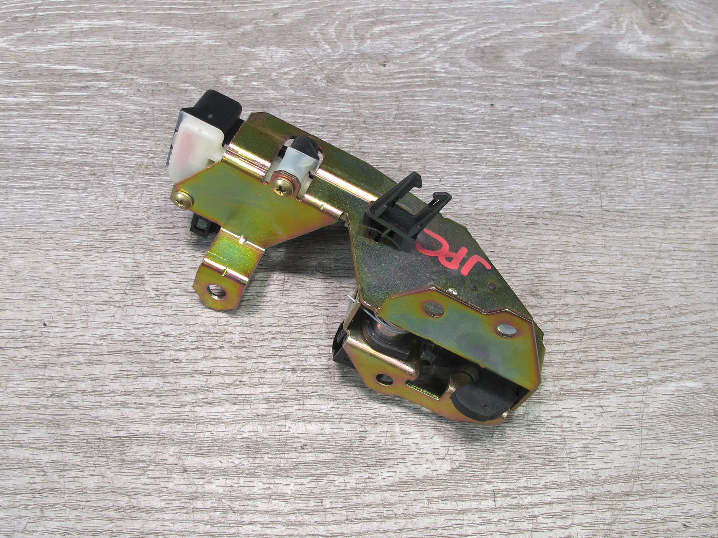 2003-2006 Porsche Cayenne 955 Rear Trunk Window Lock Latch 7L0827506D