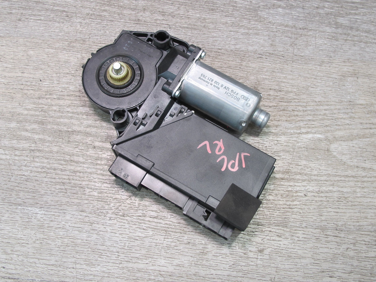 2003-2010 Porsche Cayenne 955 Rear Left Door Window Motor 7L0959795A