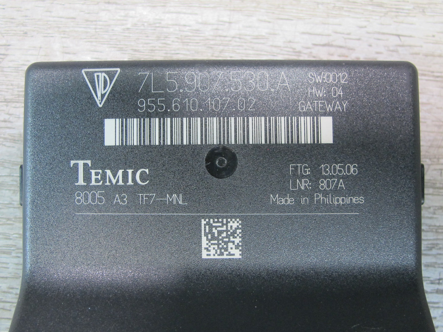 2003-2010 Porsche Cayenne 955 Gateway Computer Control Module 7L5907530A