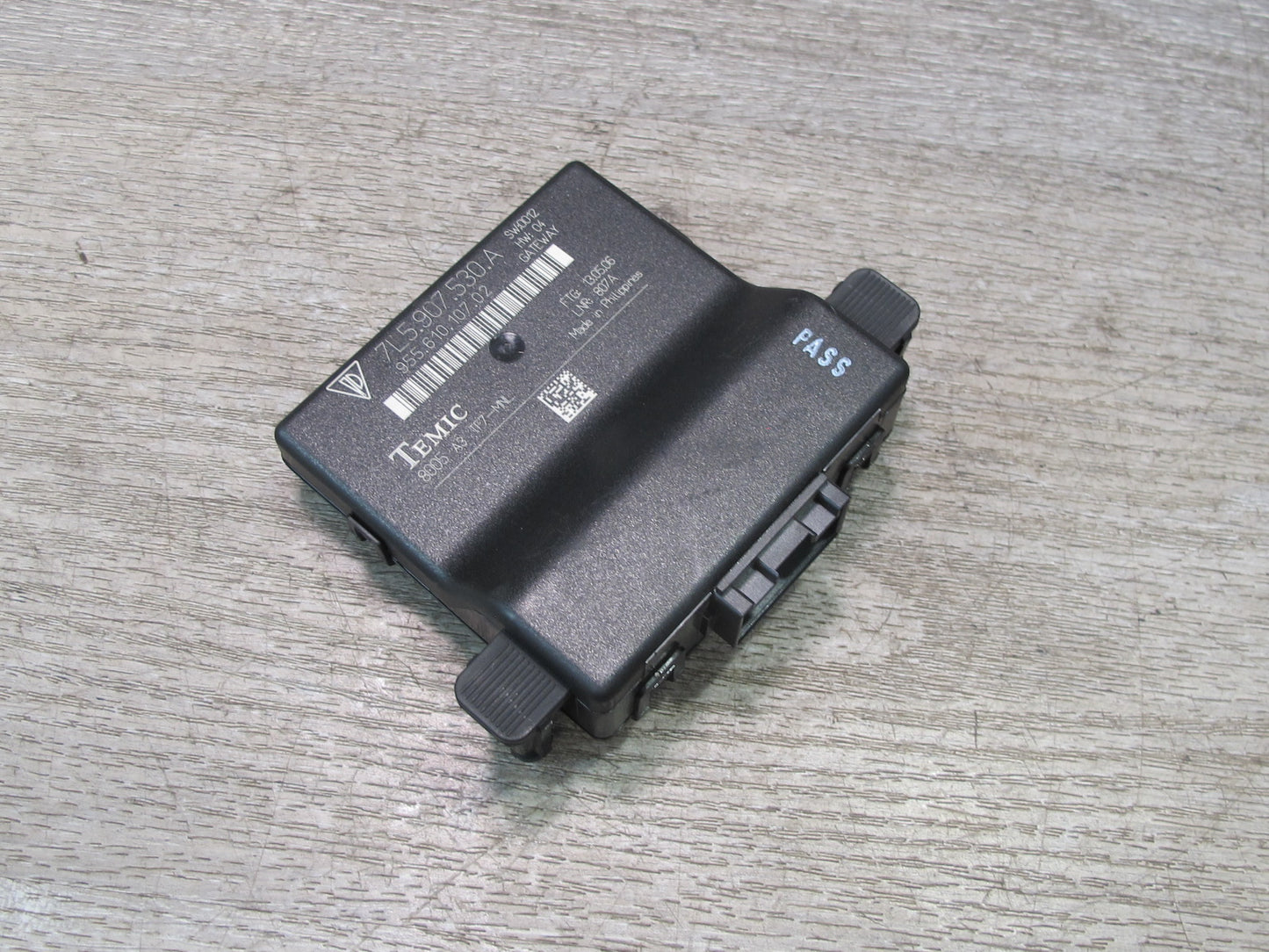 2003-2010 Porsche Cayenne 955 Gateway Computer Control Module 7L5907530A