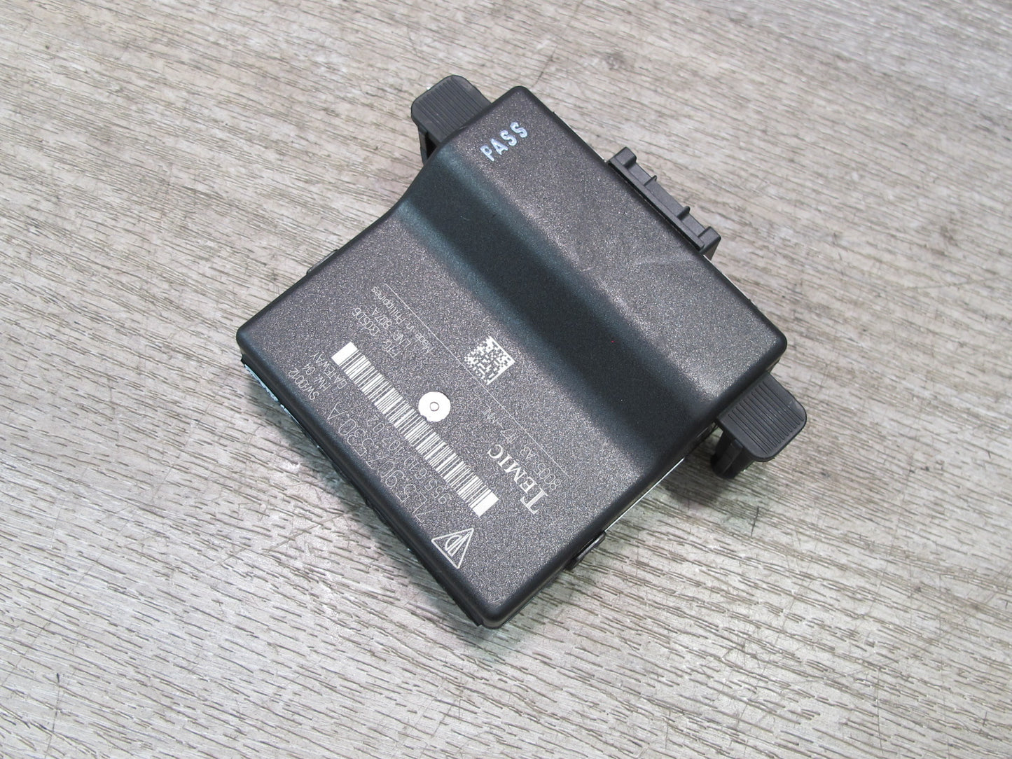 2003-2010 Porsche Cayenne 955 Gateway Computer Control Module 7L5907530A