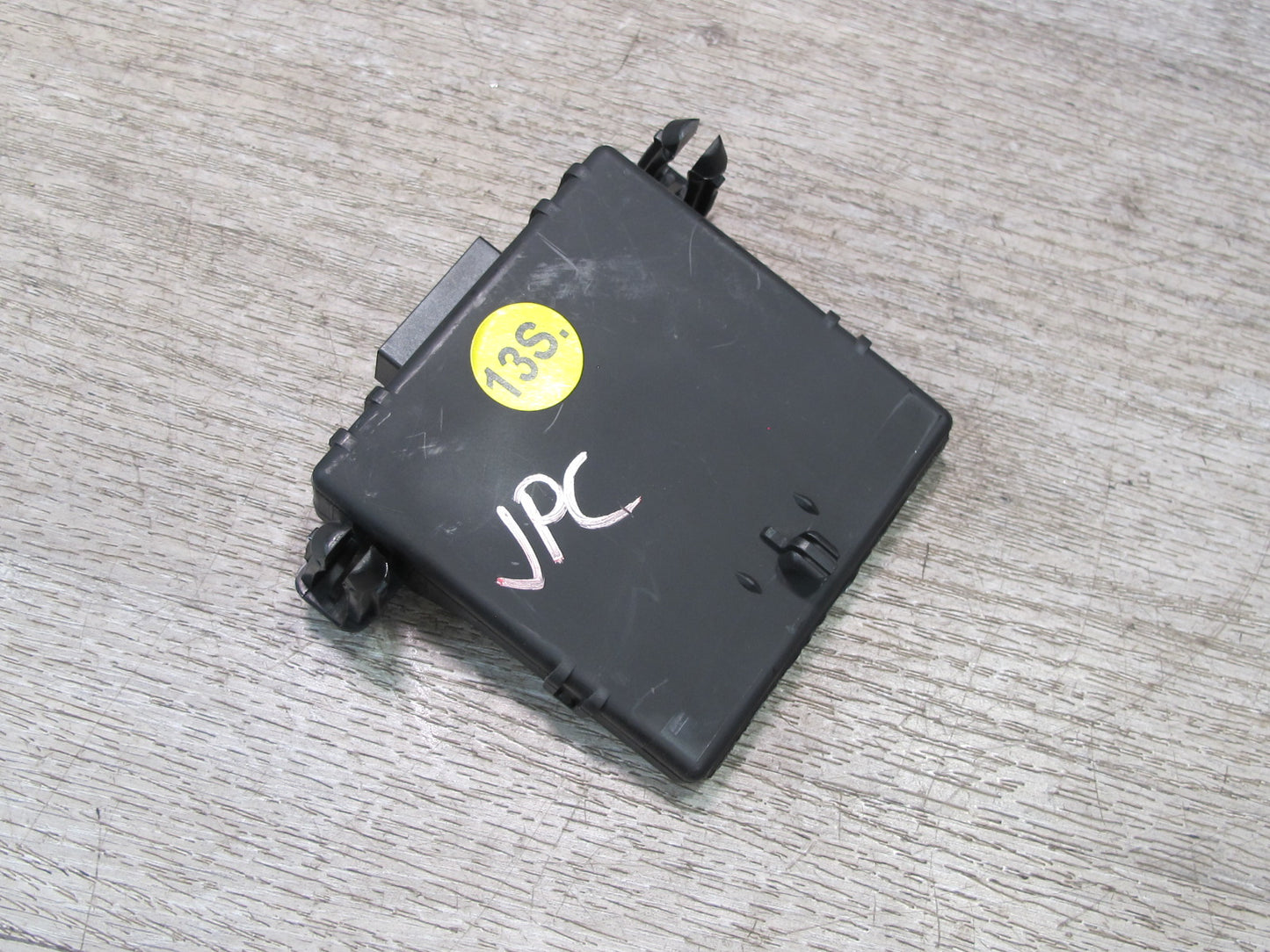 2003-2010 Porsche Cayenne 955 Gateway Computer Control Module 7L5907530A