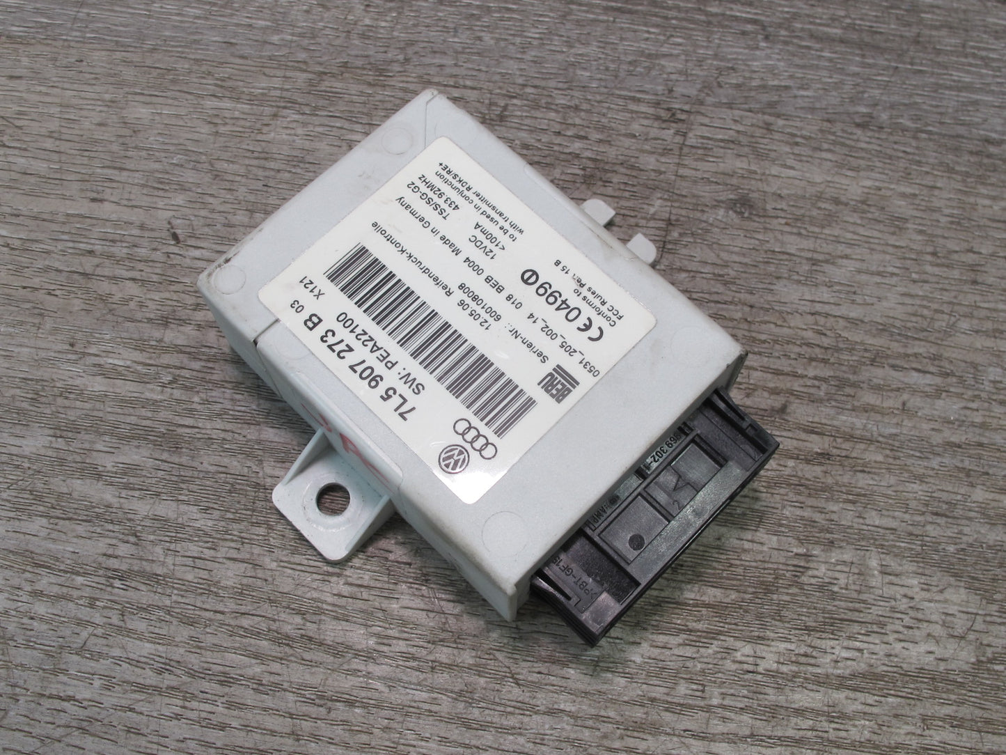 2003-2010 Porsche Cayenne 955 TPMS Tire Pressure Control Module 7L5907273B