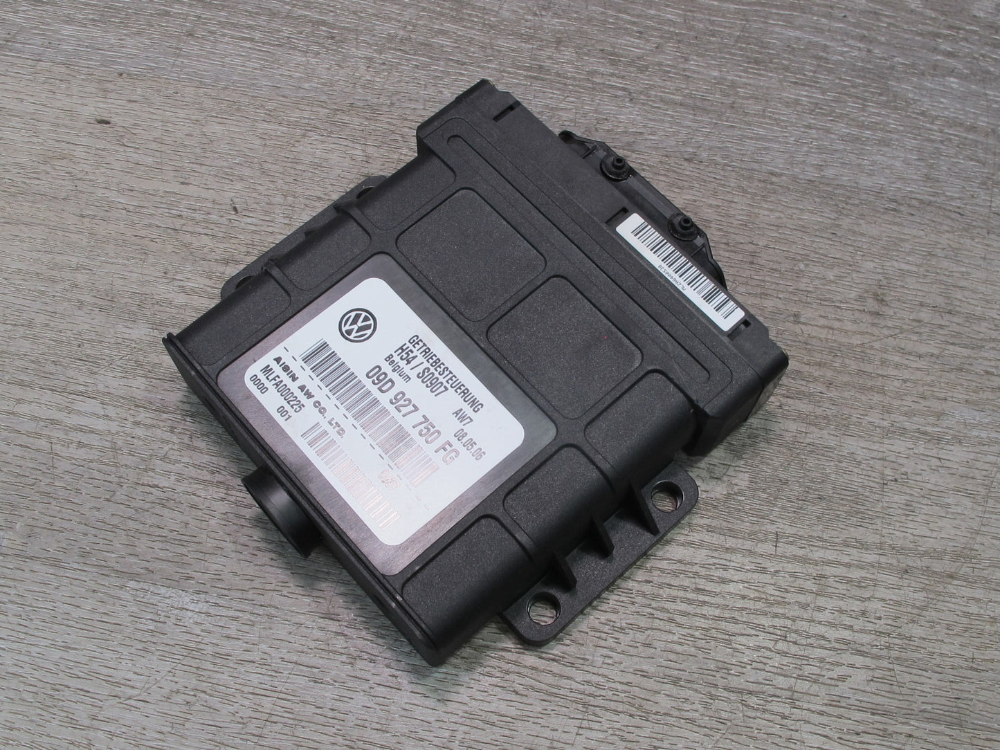 2003-2006 Porsche Cayenne 955 Turbo Transmission Control Module 09D927750FG