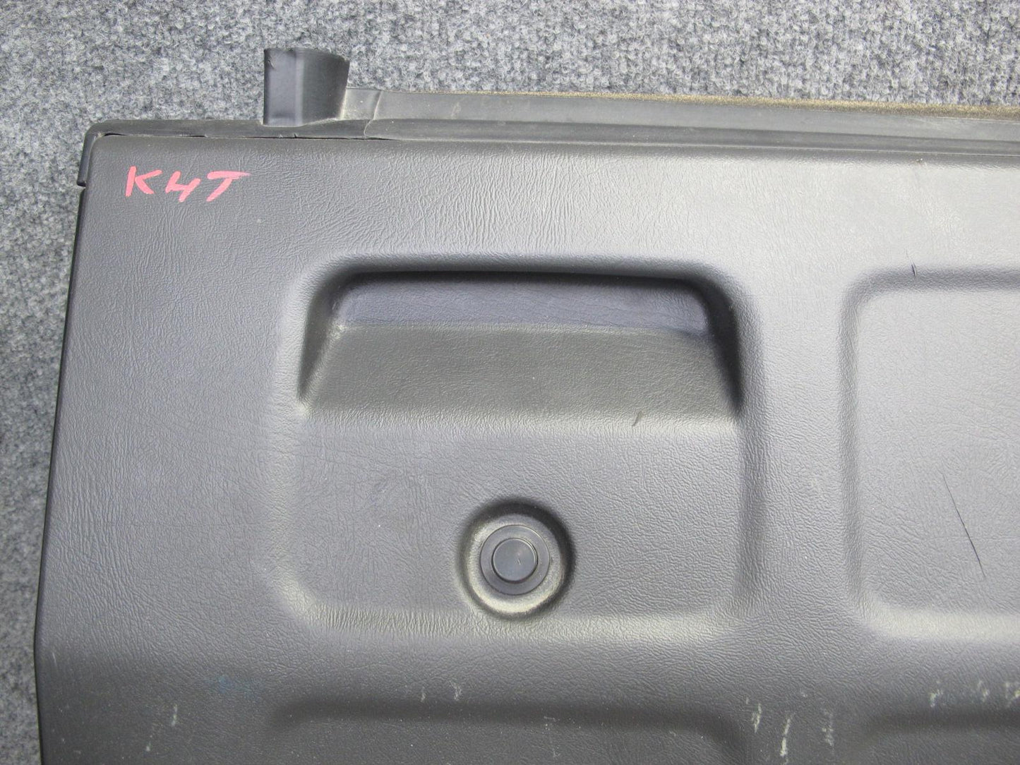 2005-2009 Hummer H2 SUT Rear MID Gate Center Decklid Panel W/ Glass